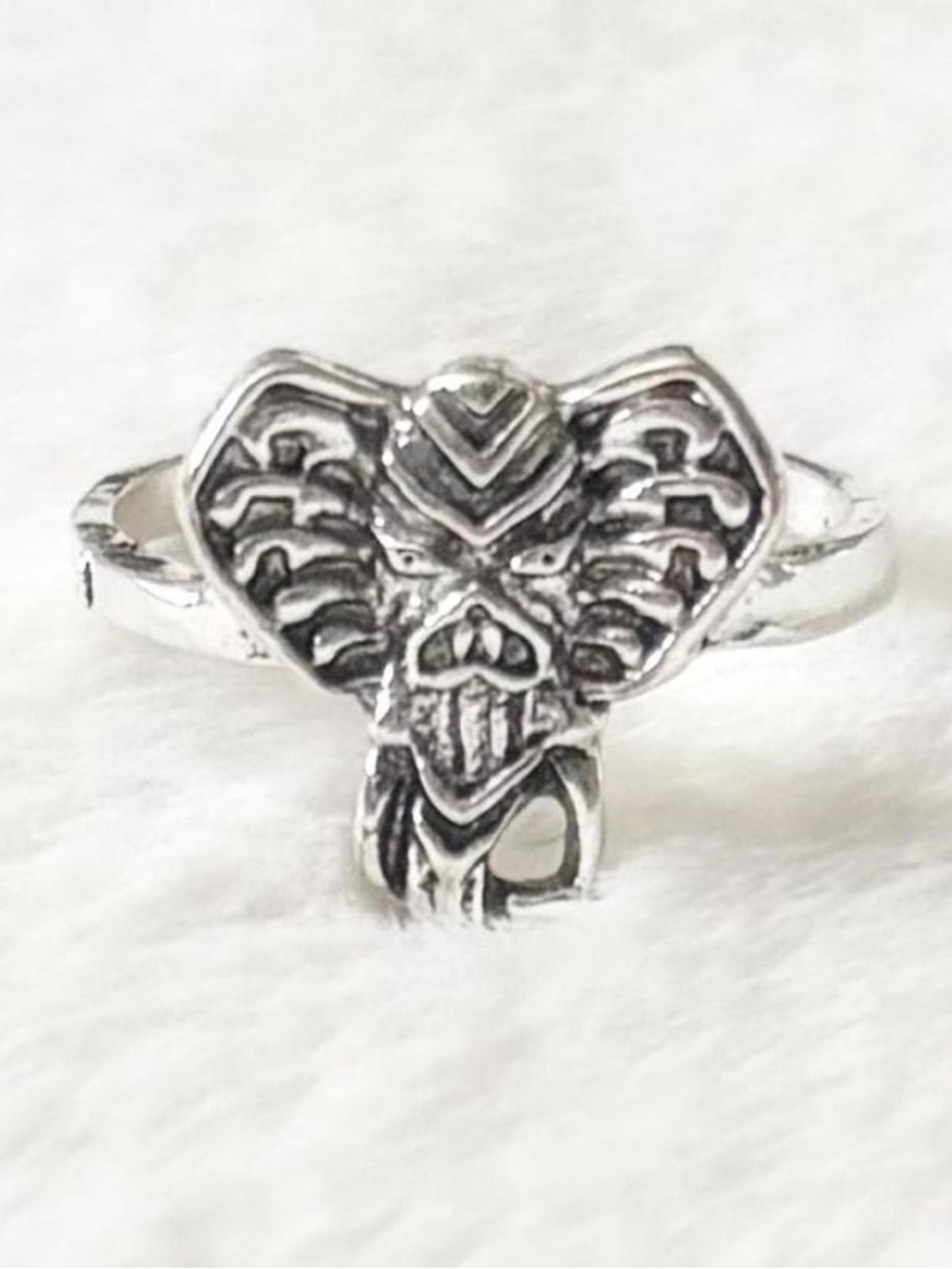 5/$15 🩷 MUST BUNDLE Silver Elephant Head Statement Ring for Women